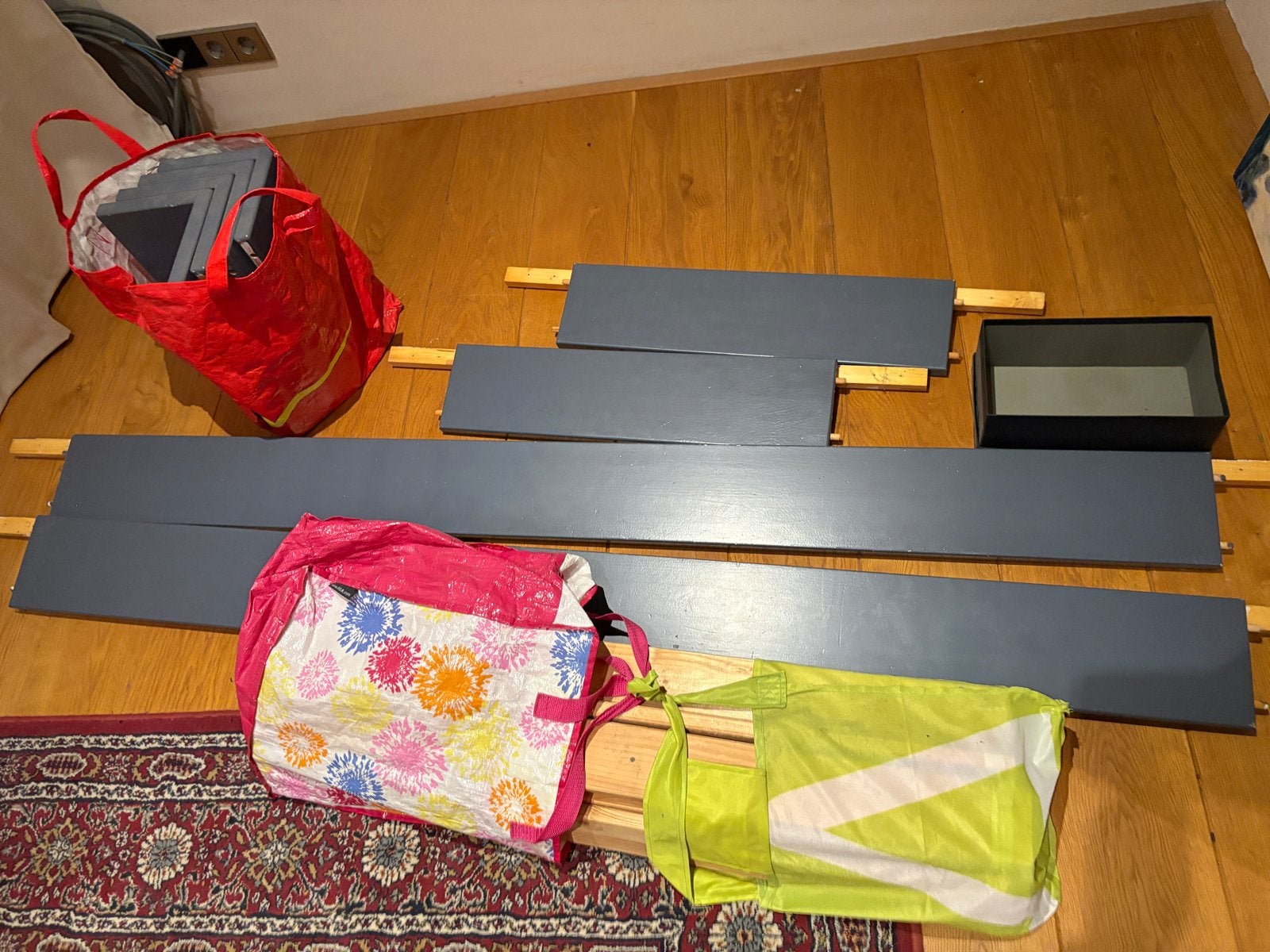 Eenpersoonsbedframe met lattenbodem - Grijs, Ophalen, Gebruikt, 90 cm, Eenpersoons