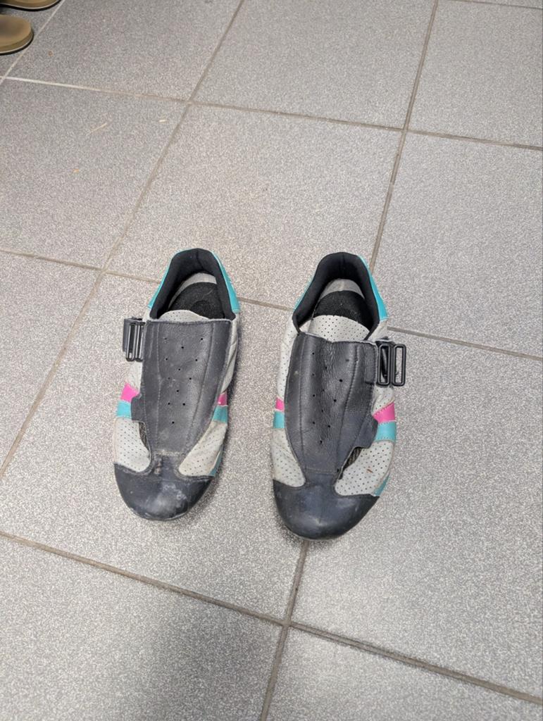 Agu wielrenschoenen (38), Ophalen, Gebruikt, M, Schoenen
