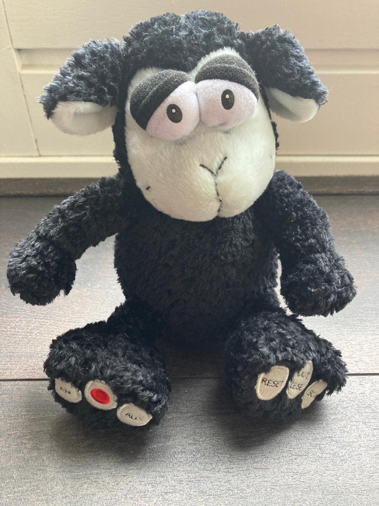 McDonald’s radio knuffel schaap – collectors item 2004, Ophalen of Verzenden, Gebruikt, Overige typen