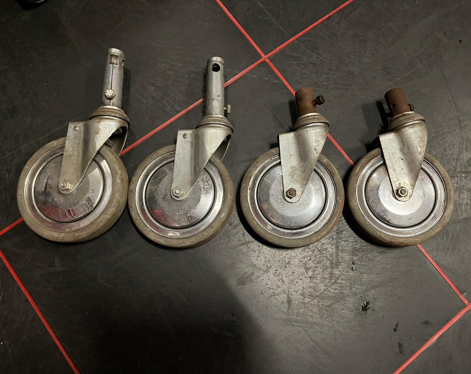 Set industriele zwenkwielen., Ophalen of Verzenden, Gebruikt