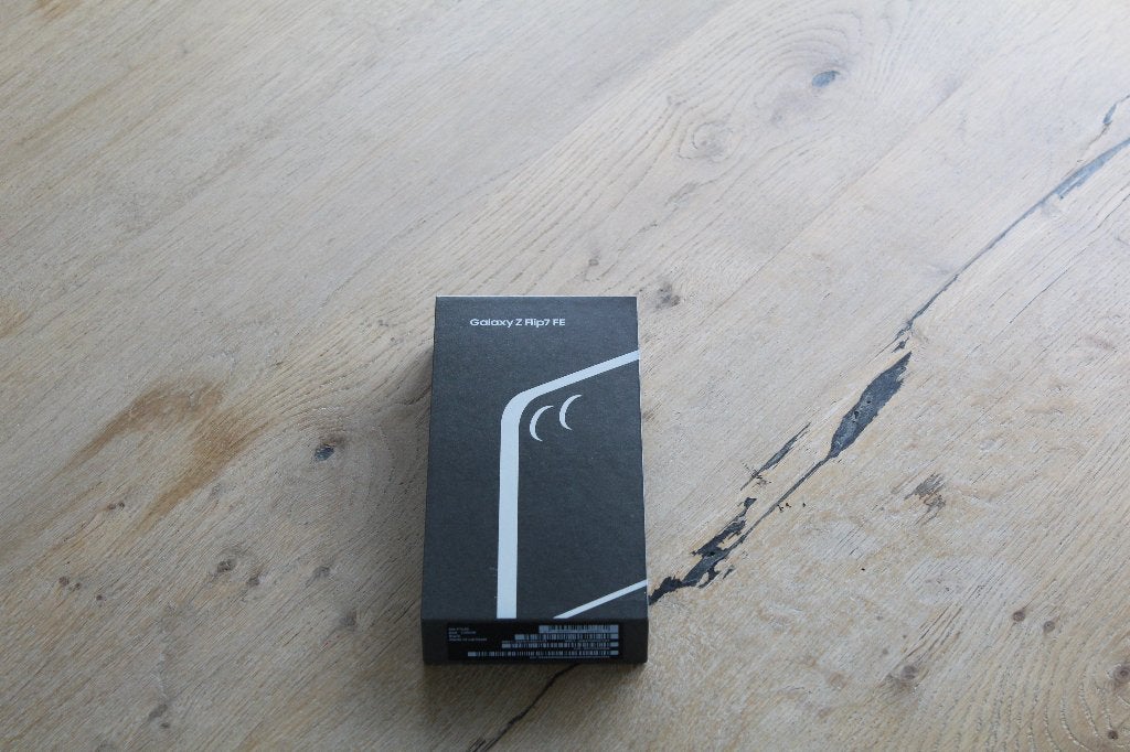 Samsung Galaxy Z Flip7 FE - 256GB - Dual Sim - Zwart, Samsung, Zwart, Touchscreen, Ophalen of Verzenden