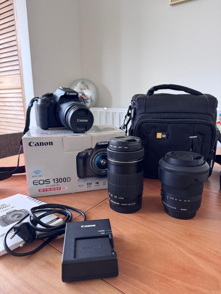 Canon EOS 1300D Spiegelreflexcamera met 2 lenzen en tas, Spiegelreflex, Canon, Ingebouwde flitser, 18 megapixels