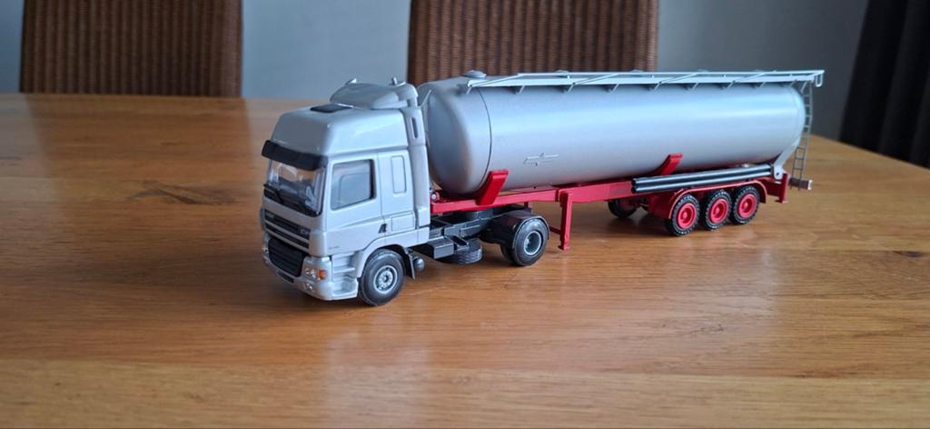 Diverse Tekno, Lion Cars en Conrad modellen., Ophalen of Verzenden, Gebruikt, Bus of Vrachtwagen, Tekno