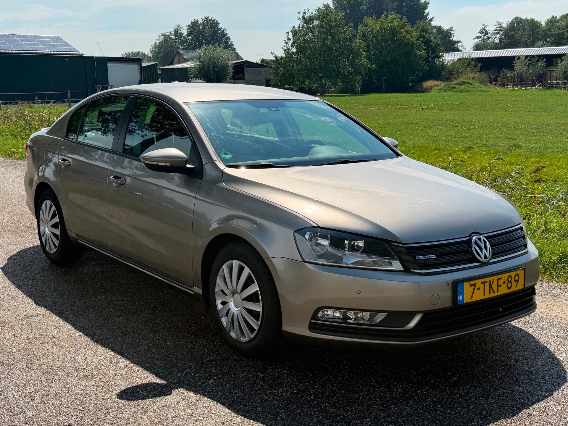 Volkswagen Passat 1.6 TDI Comfortline BlueMotion APK 08-2027, Auto's, Voorwielaandrijving, Euro 5, Stof, Zwart