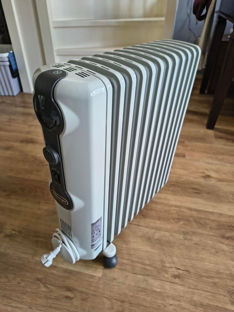 DeLonghi olieradiator, Ophalen, 30 tot 80 cm, Radiator, Minder dan 60 cm