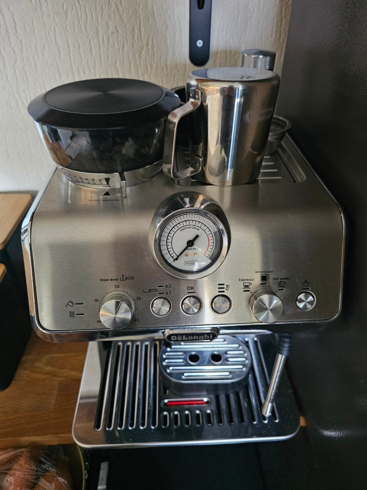Zo goed als nieuwe De'Longhi espressomachine, Ophalen, Espresso apparaat, Koffiebonen, Zo goed als nieuw