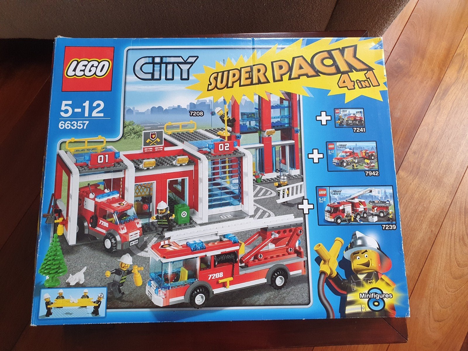 LEGO City Brandweerkazerne Super pack 4 in 1:7208 compleet, Ophalen of Verzenden, Zo goed als nieuw