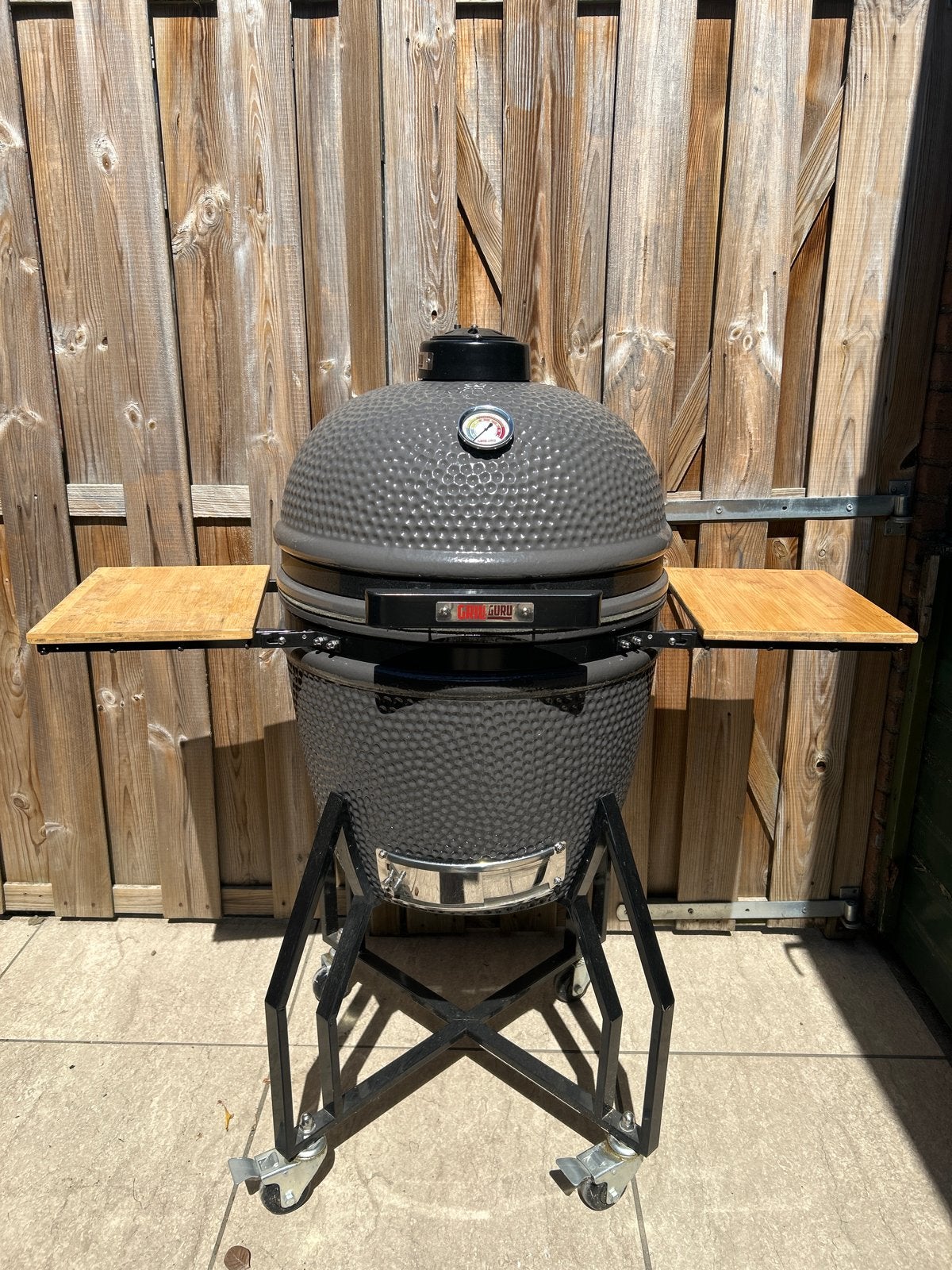 Grill Guru large Compact Compleet met Hoes en Accessoires, Tuin en Terras, Houtskoolbarbecues, Ophalen, Gebruikt