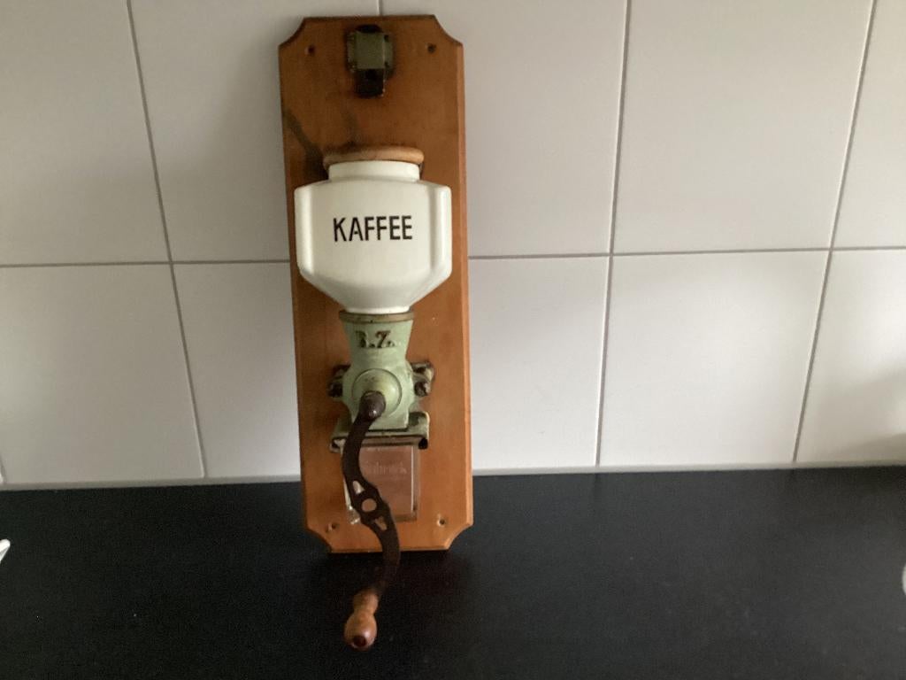 Wandkoffiemolen vintage, Overige typen, Ophalen, Gebruikt, Metaal