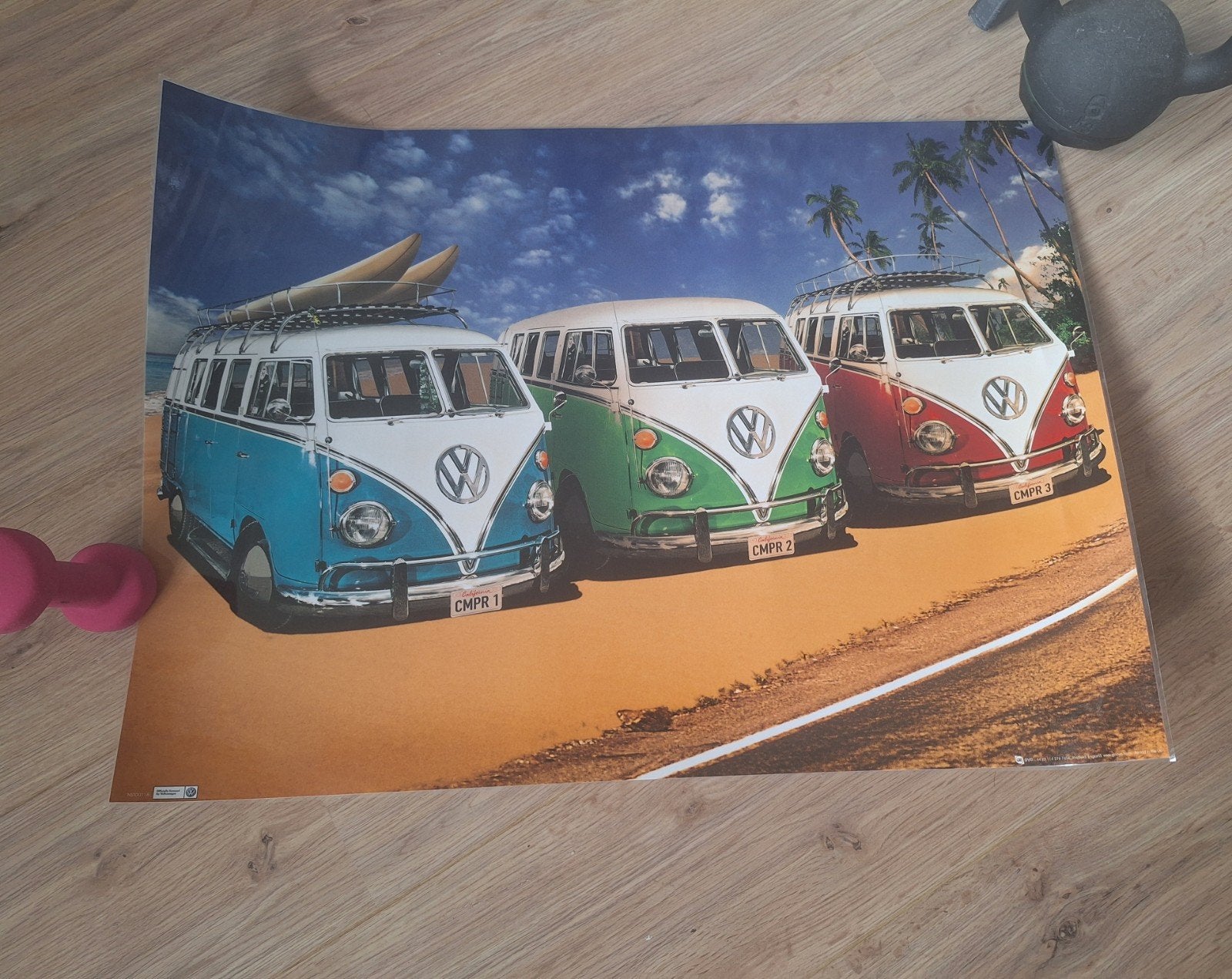 Leuke geplastificeerde poster met drie Volkswagen busjes, Meerkleurig, Boho, Kunststof, Ophalen of Verzenden