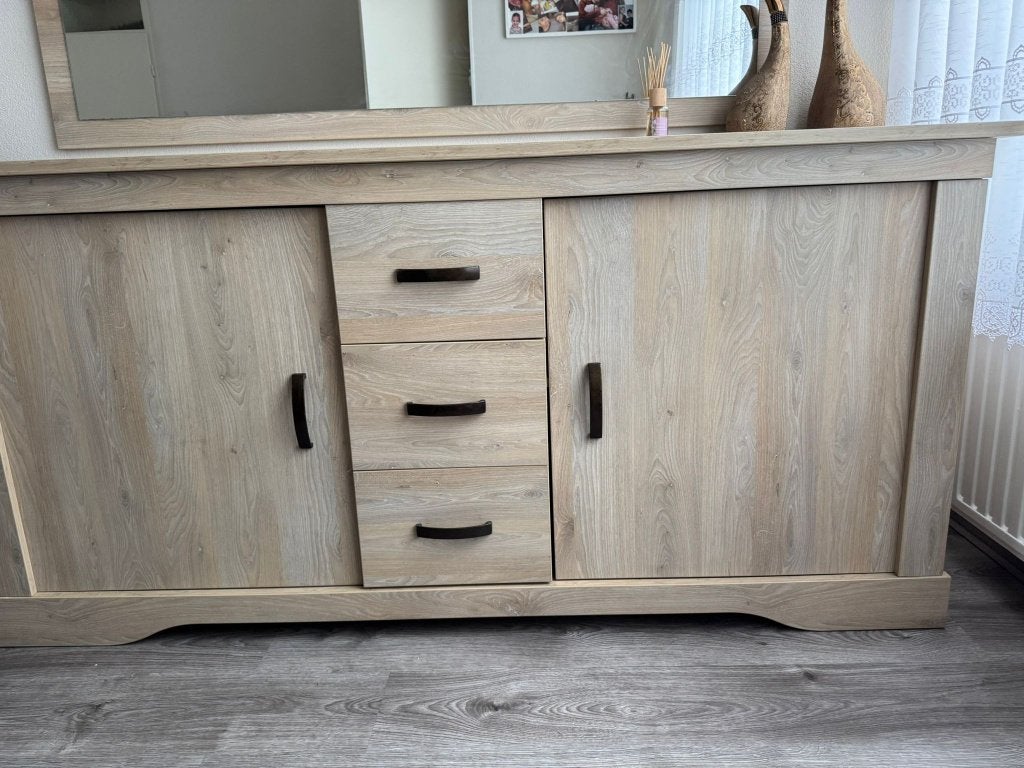 Dressoir met Spiegel