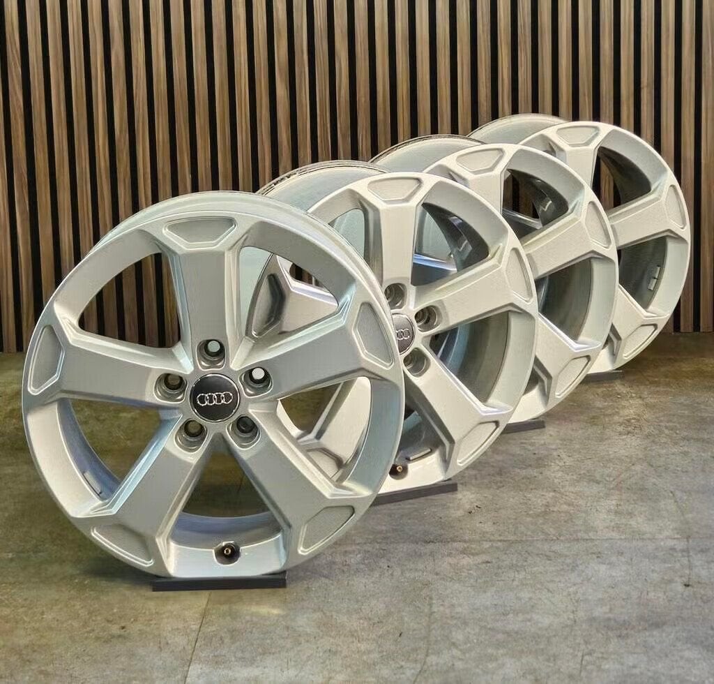 Nette 17 inch Orig. Audi A3 A4 A6 A8 TT Q2 Q3 Velgen 5x112, Gebruikt, Velg(en), -, -