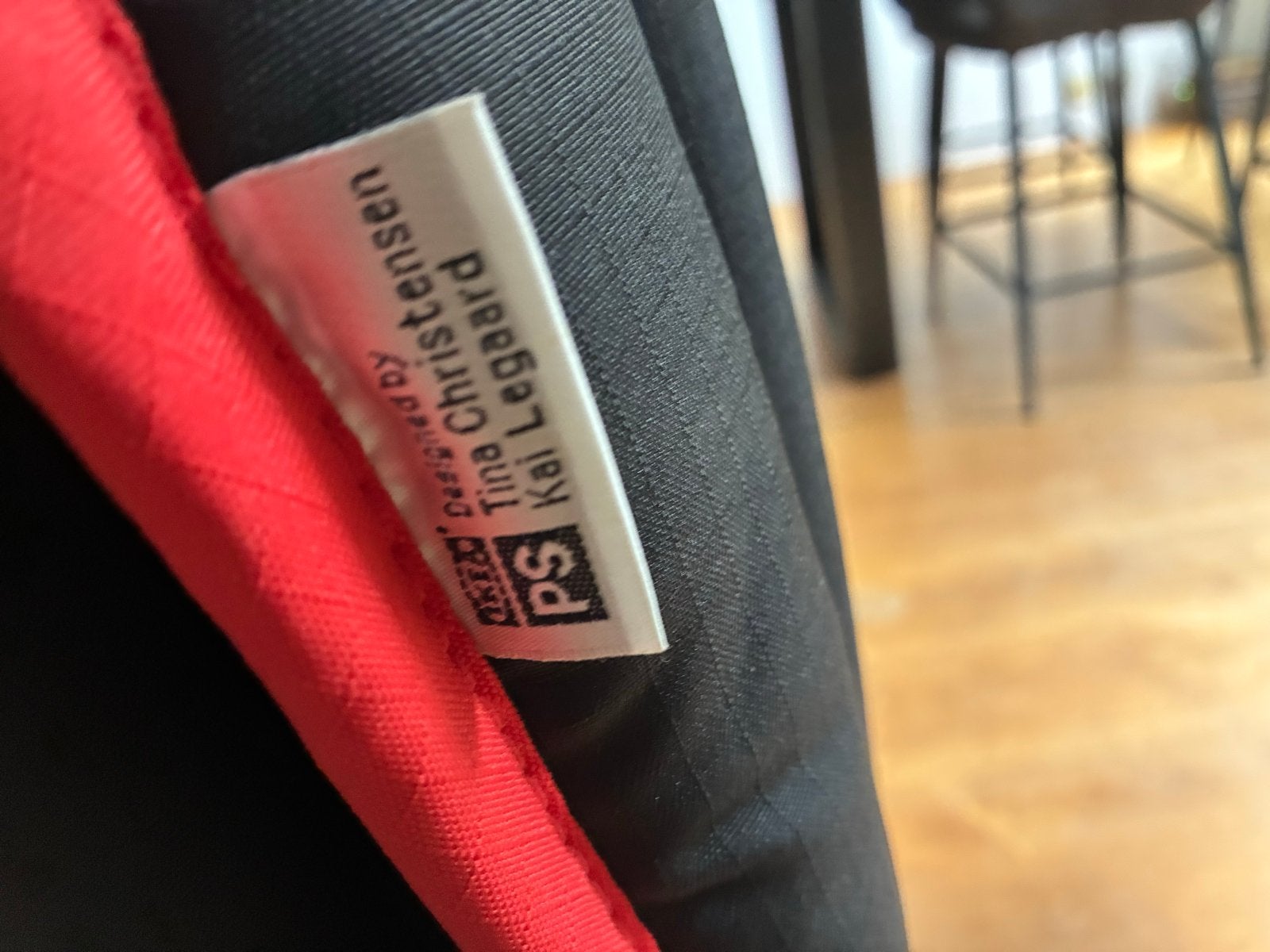 IKEA PS 2014 kleed/Quilt - Zwart/Rood, Ophalen, Zwart, Zo goed als nieuw, Modern