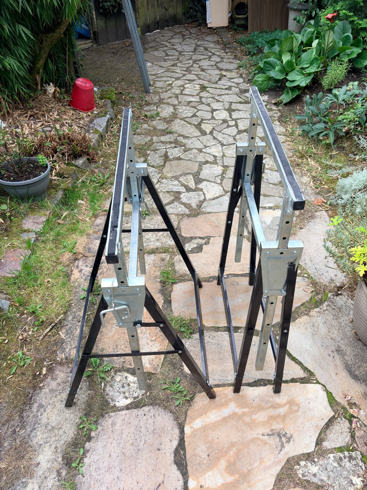Verstelbare schragen - Set van 2 - heavy duty 200kg, Doe-het-zelf en Verbouw, Werkbanken, Ophalen, Zo goed als nieuw, 70 tot 120 cm