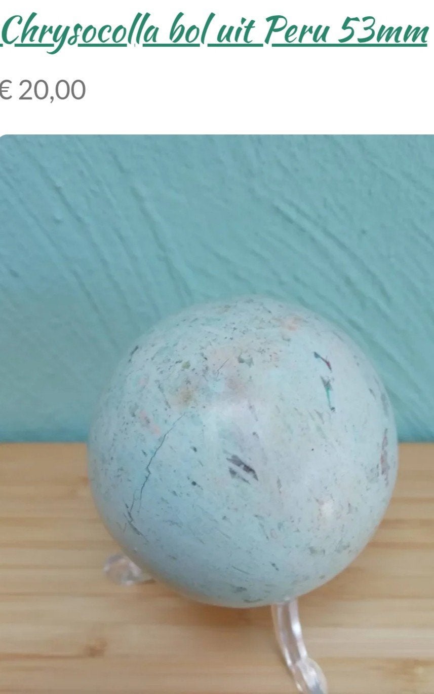 Chrysocolla bol uit Peru 53mm, Verzamelen, Mineralen en Fossielen, Mineraal, Ophalen of Verzenden