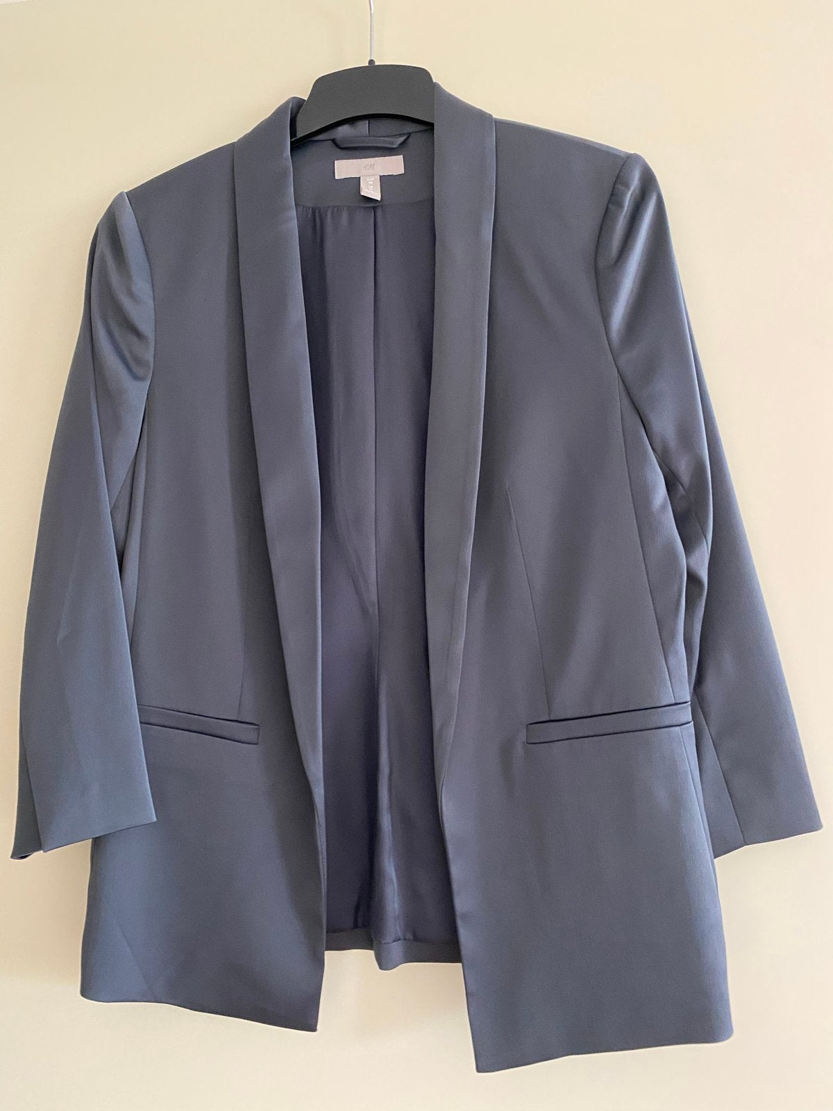 Stijlvol Grijs Jasje van H&M - Maat 38 (M), Maat 38/40 (M), Ophalen of Verzenden, Zo goed als nieuw, Jasje