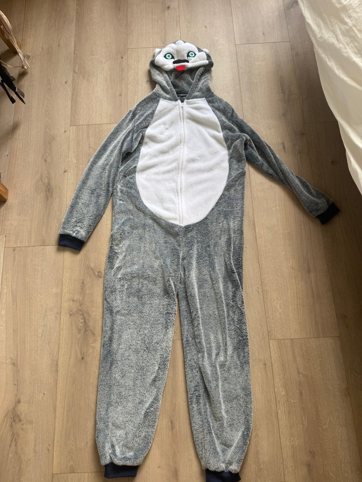 Hond onesie, Kleding | Dames, Ophalen of Verzenden, Zo goed als nieuw, Maat 36 (S), Grijs