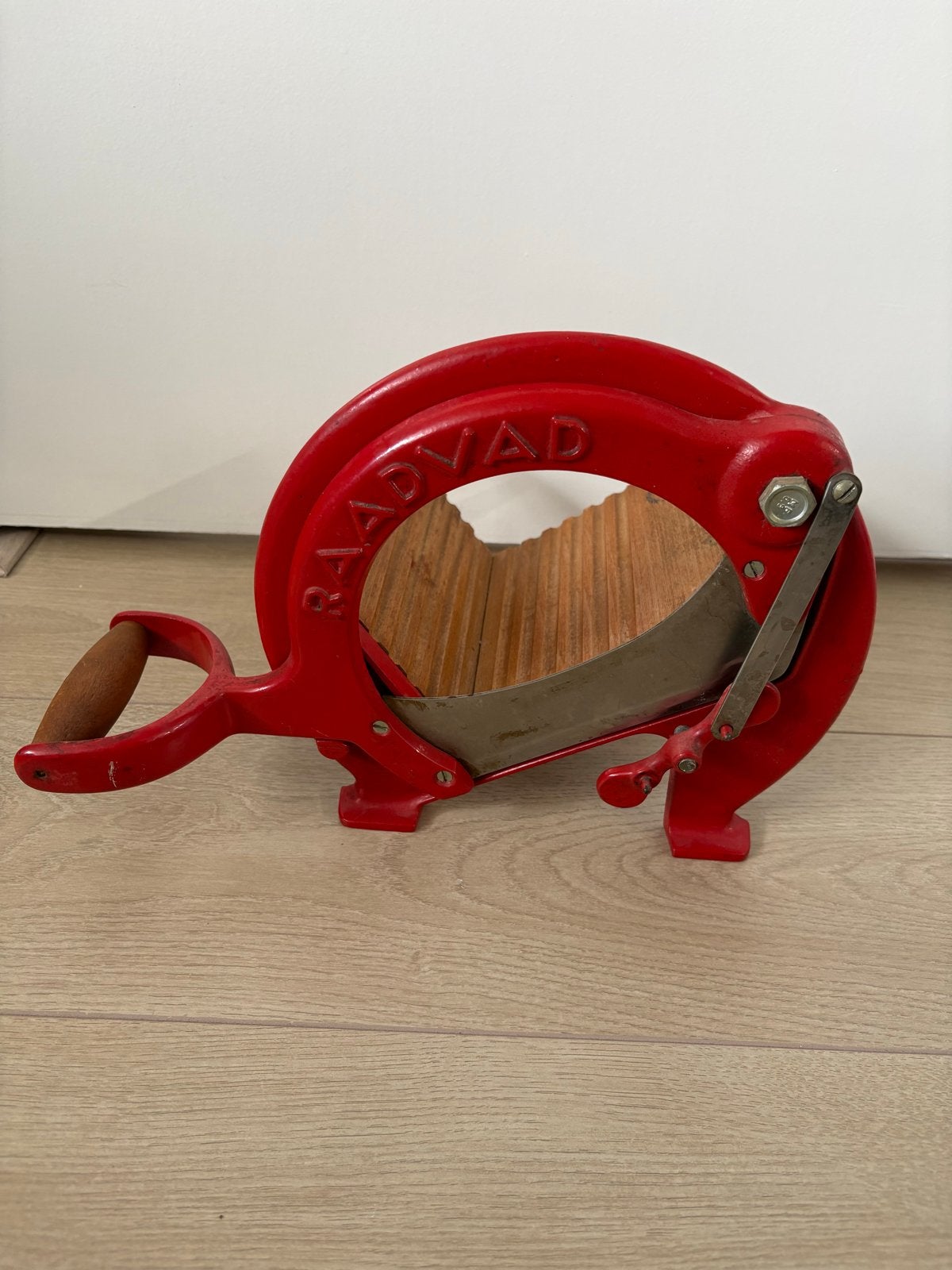 Vintage Raadvad broodsnijder - rood gietijzer, Ophalen of Verzenden