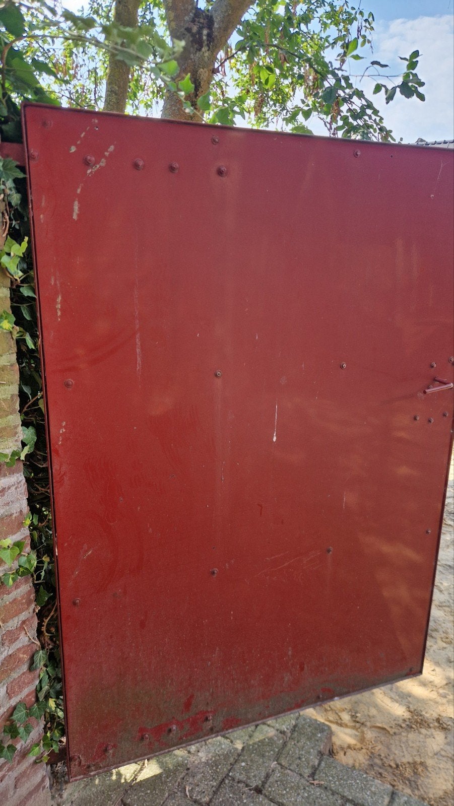 Metalen poort met hang- en sluitwerk, Gebruikt, Garagedeur, Metaal, 200 tot 215 cm