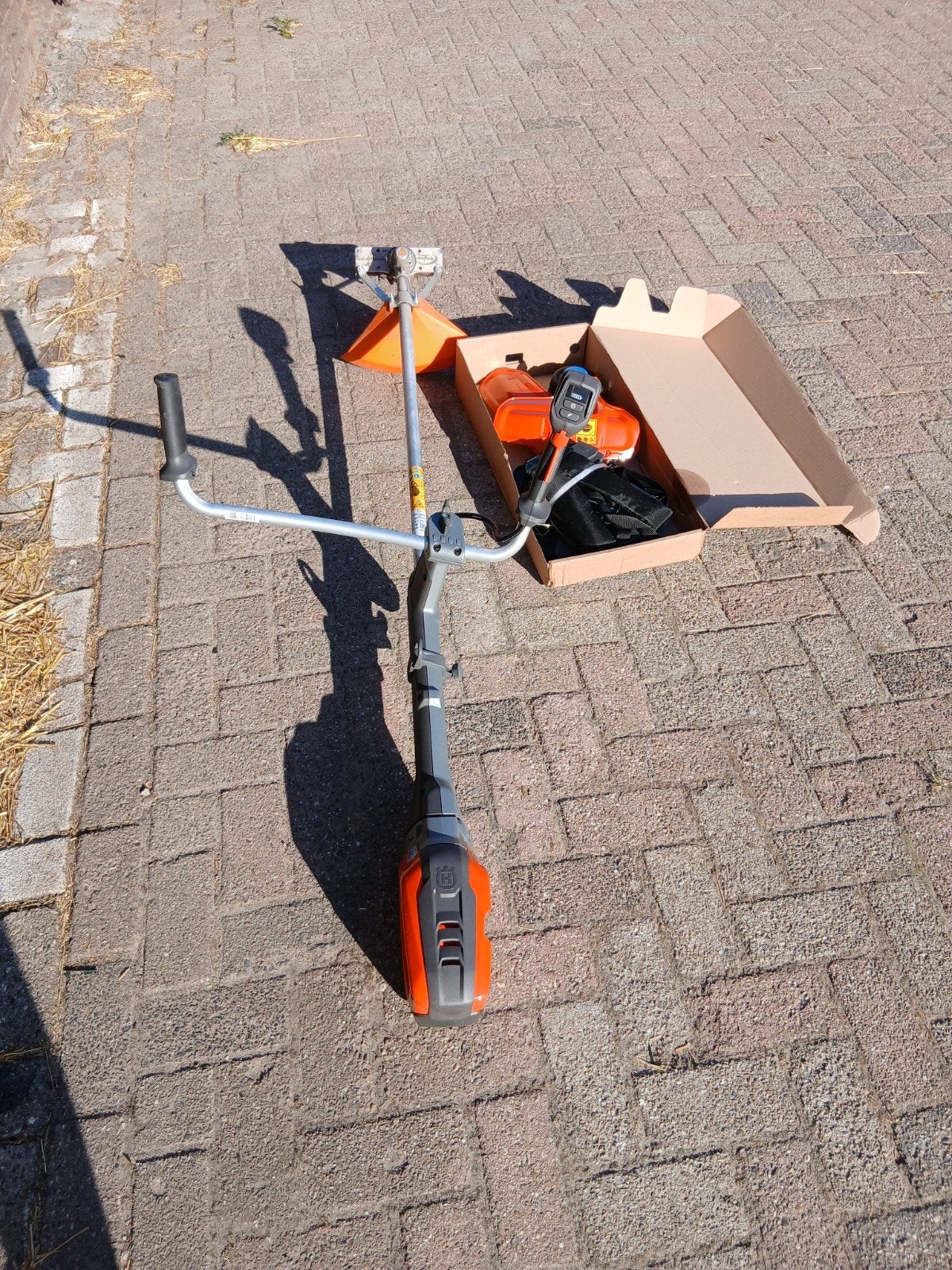 Husqvarna 535iRX bosmaaier met Prontec Topkeeper schoffel, Ophalen, Zo goed als nieuw, Accu, Husqvarna
