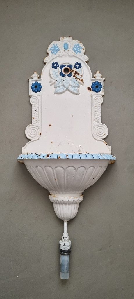 Gietijzeren wandfontein, Antiek en Kunst, Ophalen