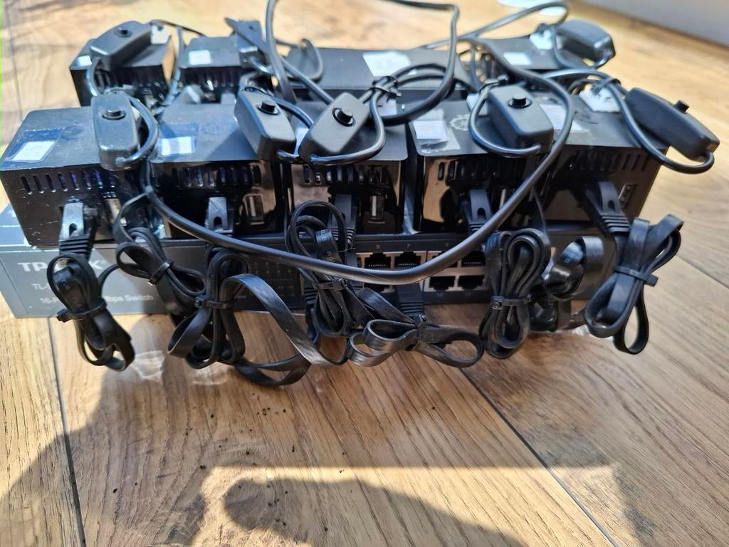 Cluster met 8 Orange Pi Zero 512Mb LTS en TP-Link switch, Ophalen of Verzenden
