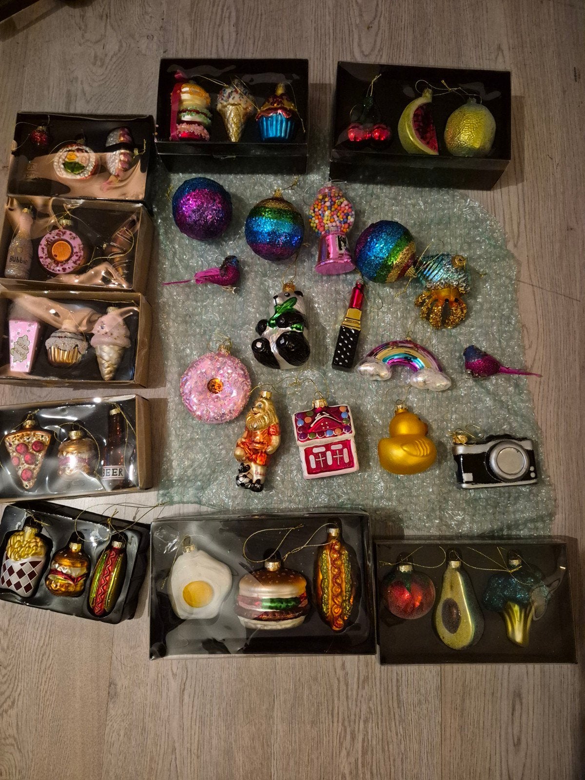 Leuke kerstbal figuren!, Ophalen