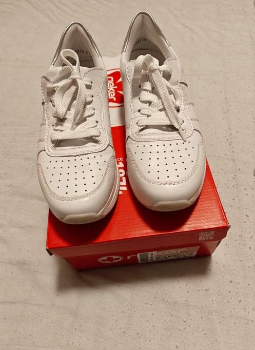 Nieuwe schoenen Rieker 39 antistress, Wit, Nieuw, Ophalen of Verzenden, Sneakers of Gympen