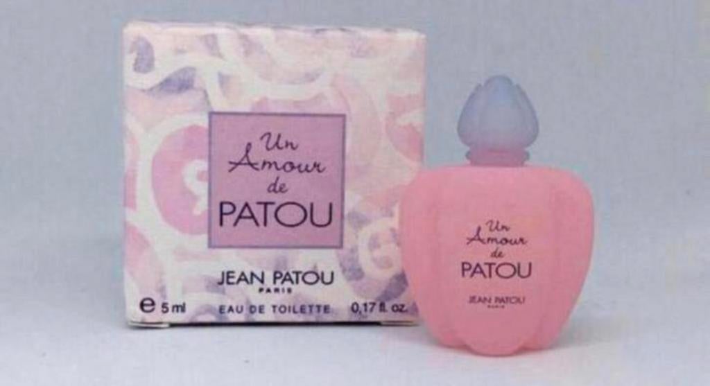 Miniatuur Un amour de Patou 5 ml eau de toilette, Verzamelen, Verzenden, Nieuw, Miniatuur, Gevuld