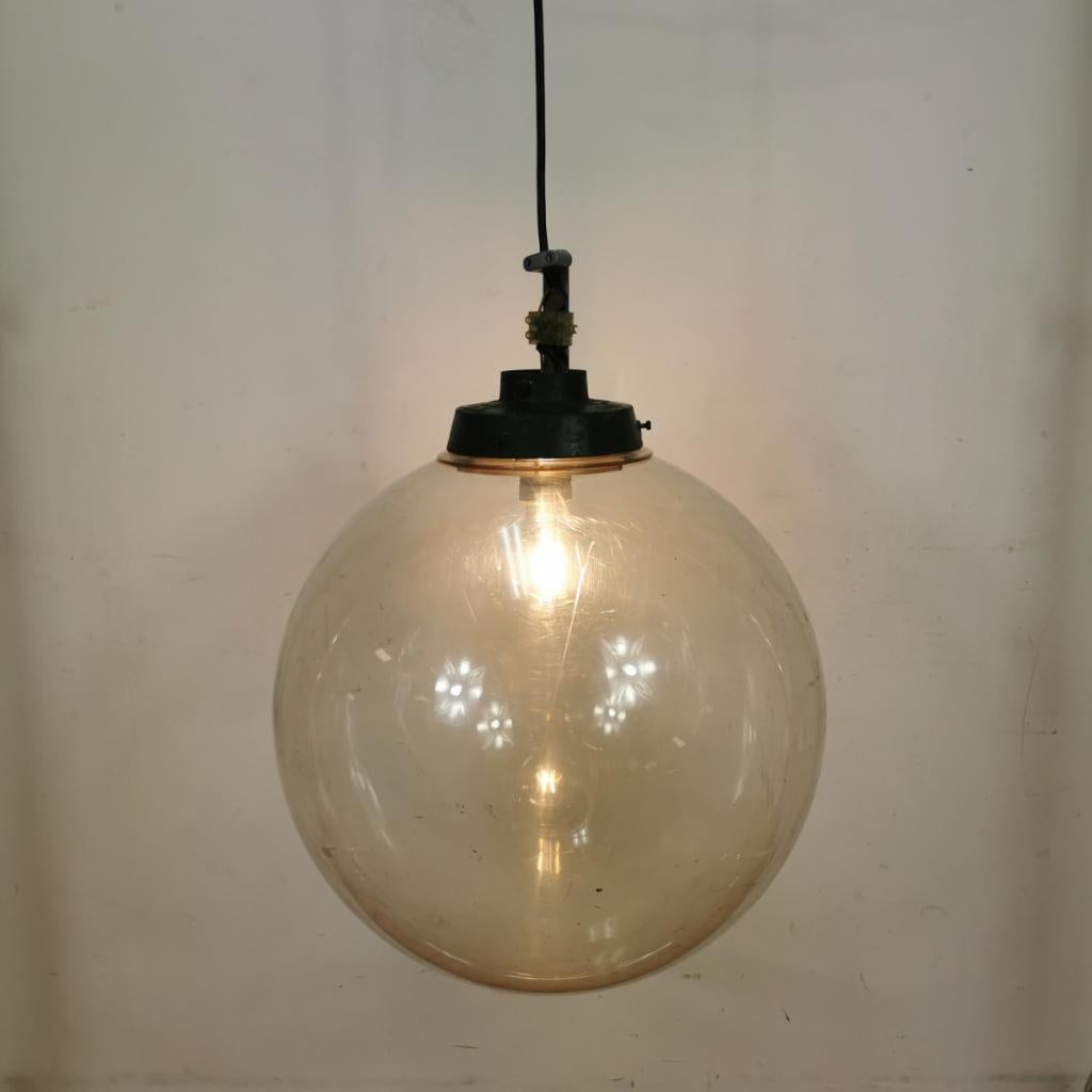 Zeer grote bollamp, hanglamp lamp Industriële verlichting, Overige materialen, Valkenswaard, Gebruikt, Info@flashbackfurniture.nl