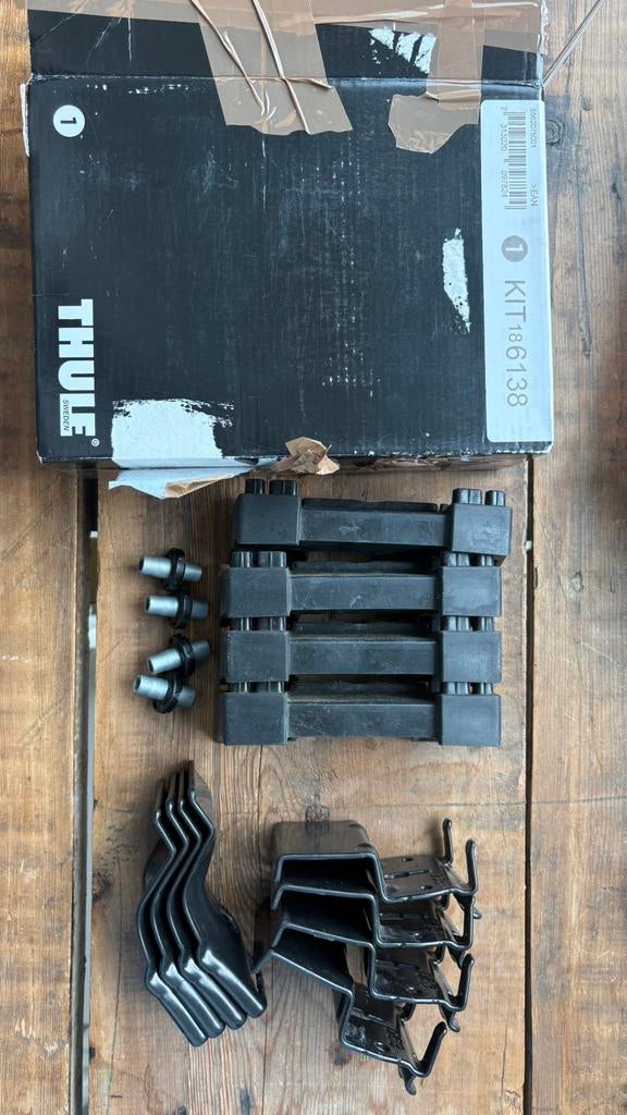 Thule kit 186138, Ophalen of Verzenden, Zo goed als nieuw