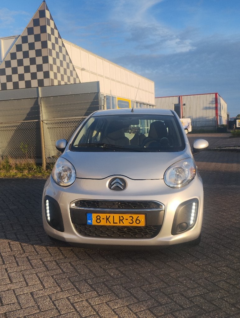 Citroën C1 1.0i 68PK 5D 2013 Grijs, Voorwielaandrijving, Euro 5, 4 stoelen, C1