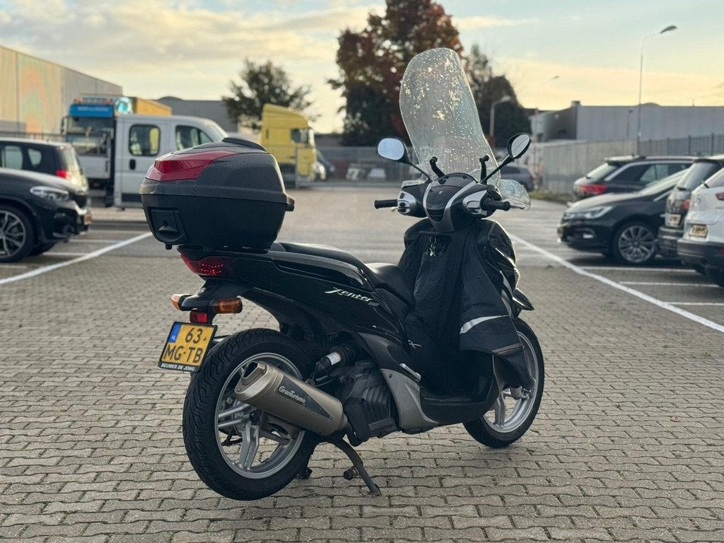 Yamaha Scooter Xenter 125, A2 Auto's, Scooter, Bedrijf, 125 cc