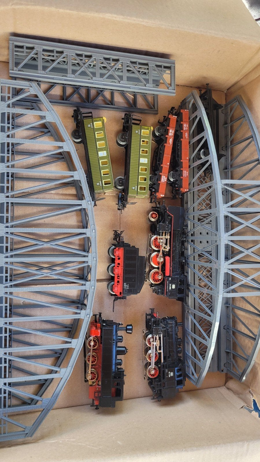 marklin 3 locs, wagons,  2 trafo s,  rails, Wisselstroom, Ophalen of Verzenden, Märklin, Gebruikt