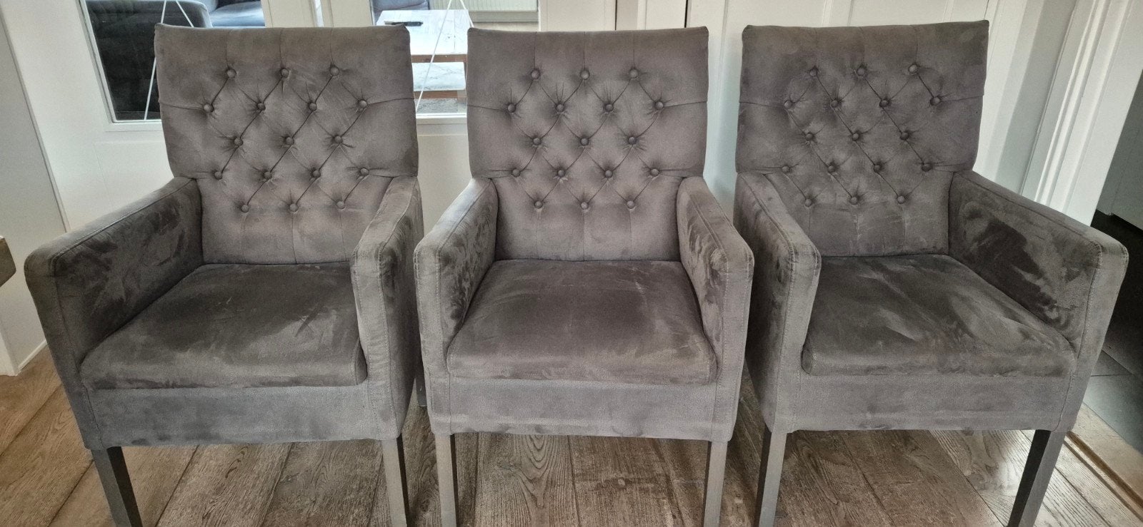 Foto 7 van Landelijke kloostertafel 220 cm met 3 stoelen en bank
