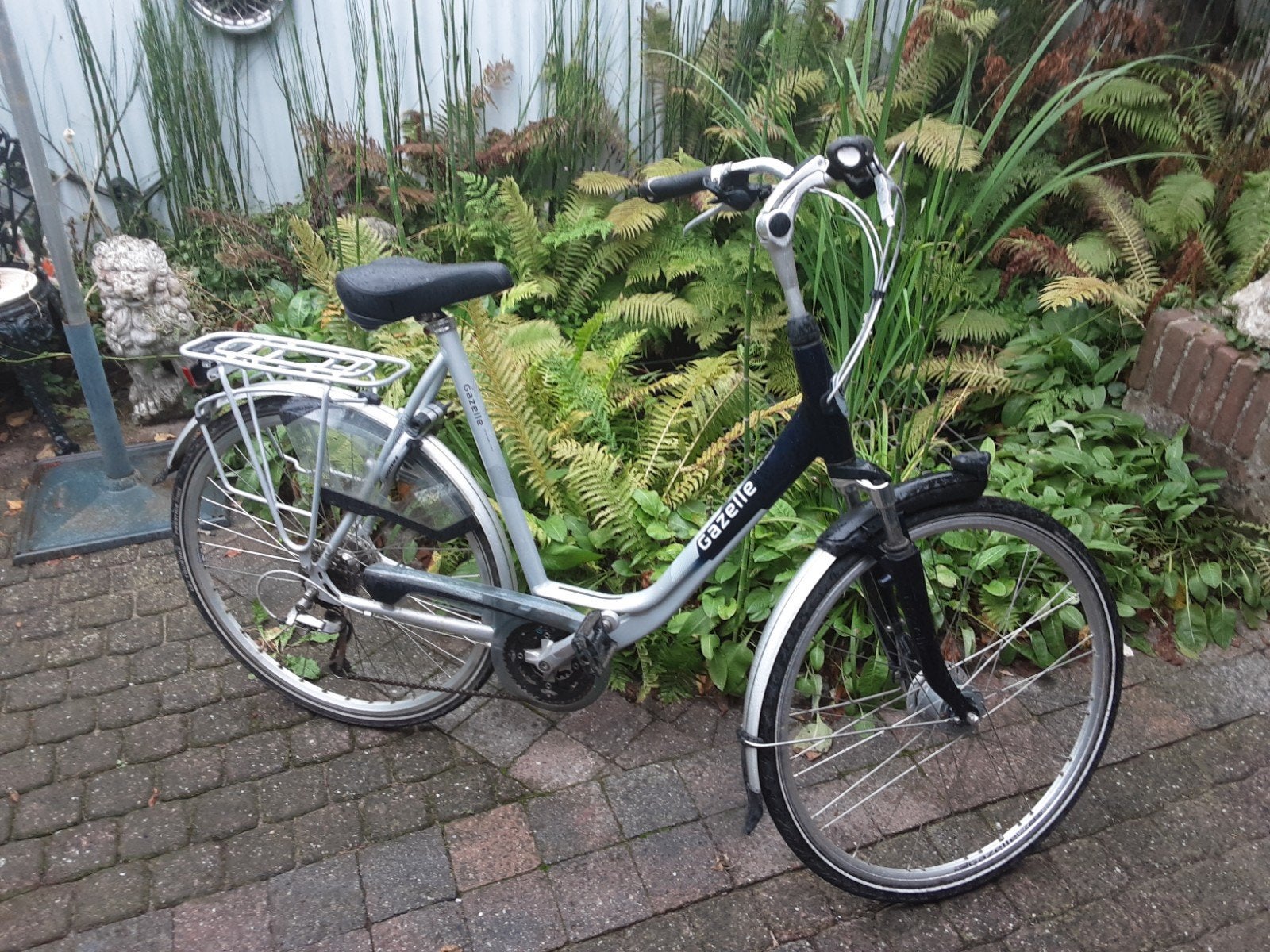 Gazelle fiets 28 inch 61 hoog met versnellingen, Fietsen en Brommers, Ophalen, Versnellingen, 56 cm of meer, Zo goed als nieuw