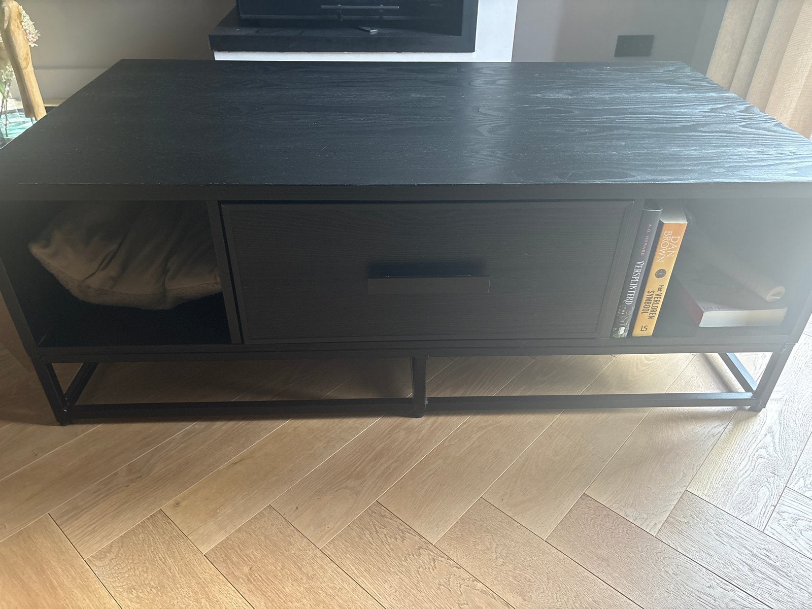 Mooie houten salontafel met stalen onderstel, Huis en Inrichting, Tafels | Salontafels, Gebruikt, 50 – 75, 50 tot 100 cm, 100 tot 150 cm