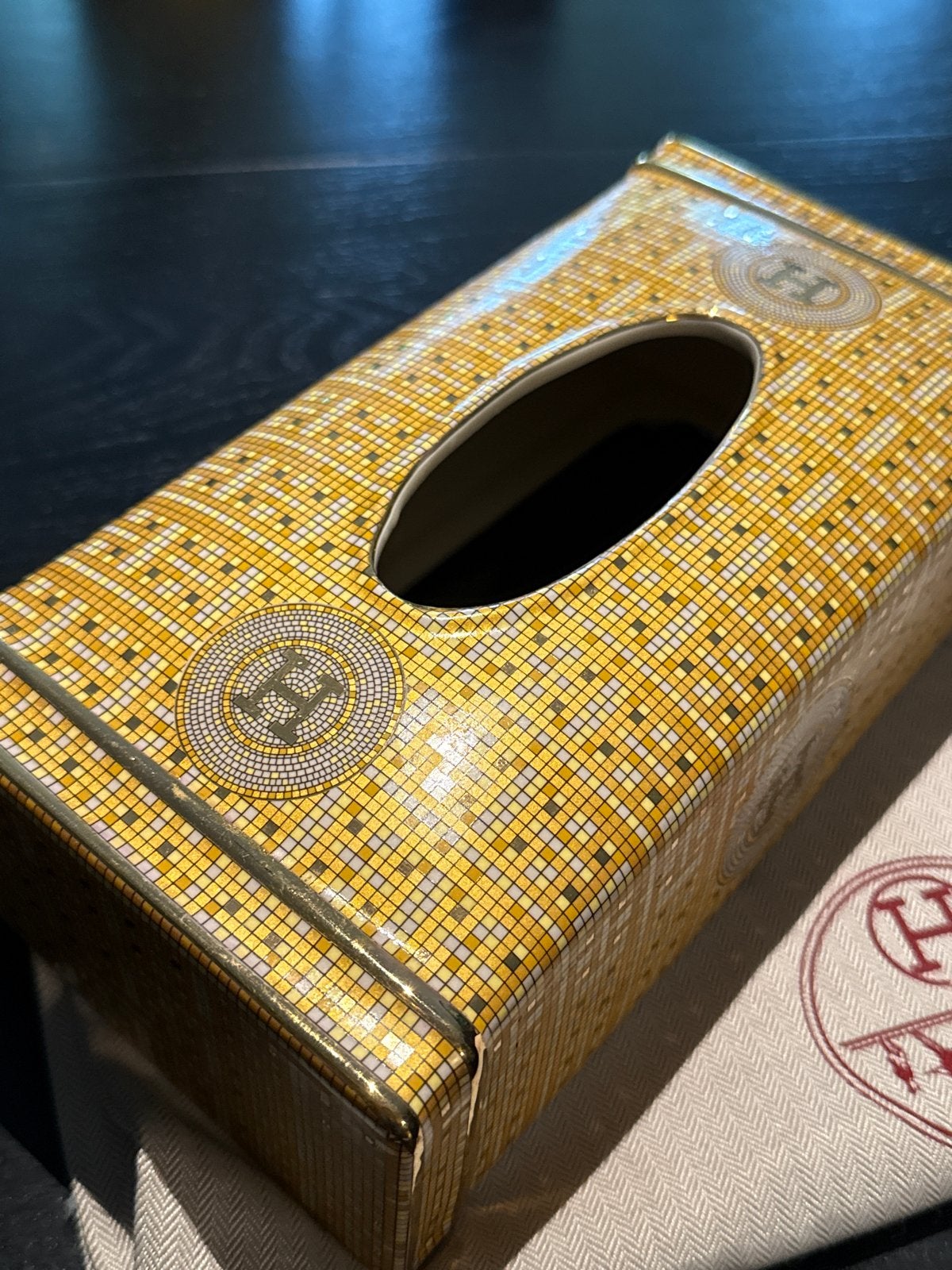 Luxe Hermès tissuebox goudkleurig mozaïek design, Overige materialen, Ophalen of Verzenden, Zo goed als nieuw, Goud