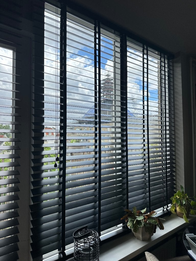 Houten jaloezie zwart 160 x 180 cm (2 stuks beschikbaar), Ophalen, Gebruikt, Zwart, Jaloezie