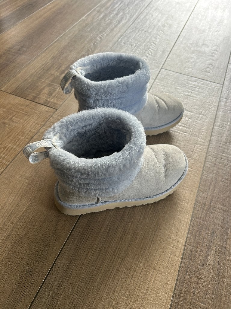 UGG laarsjes, lichtblauw, maat 39, Blauw, Lage of Enkellaarzen, Ophalen of Verzenden, Gedragen