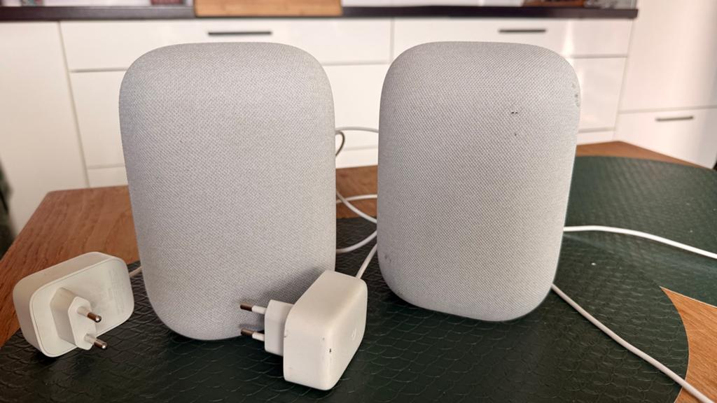 Google Nest Audio Smart Speakers (set van 2), Audio, Tv en Foto, Luidsprekers, Zo goed als nieuw, Front, Rear of Stereo speakers