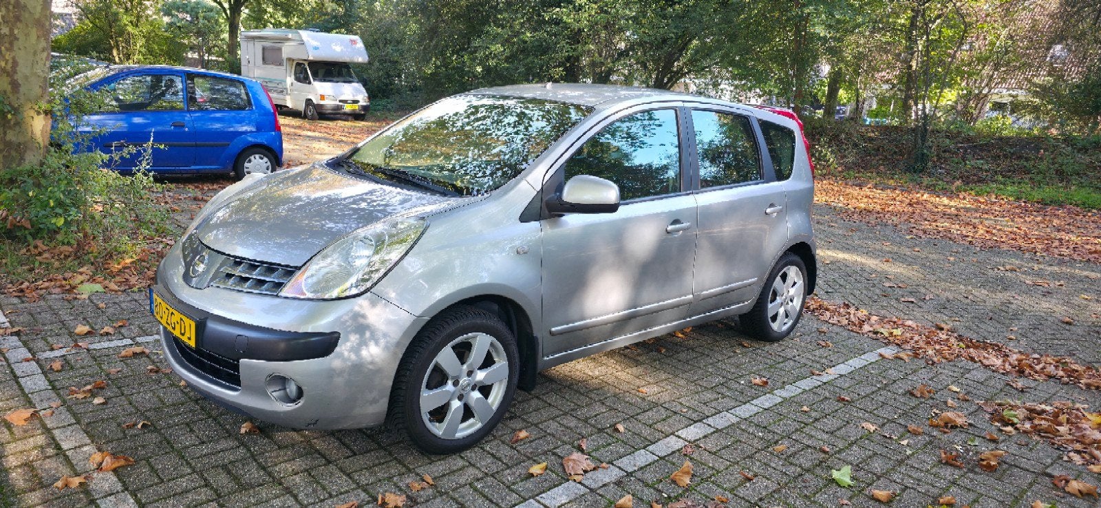 Nissan Note 1.6 16V 2008 Grijs, Voorwielaandrijving, 40 €/maand, Zwart, 4 cilinders