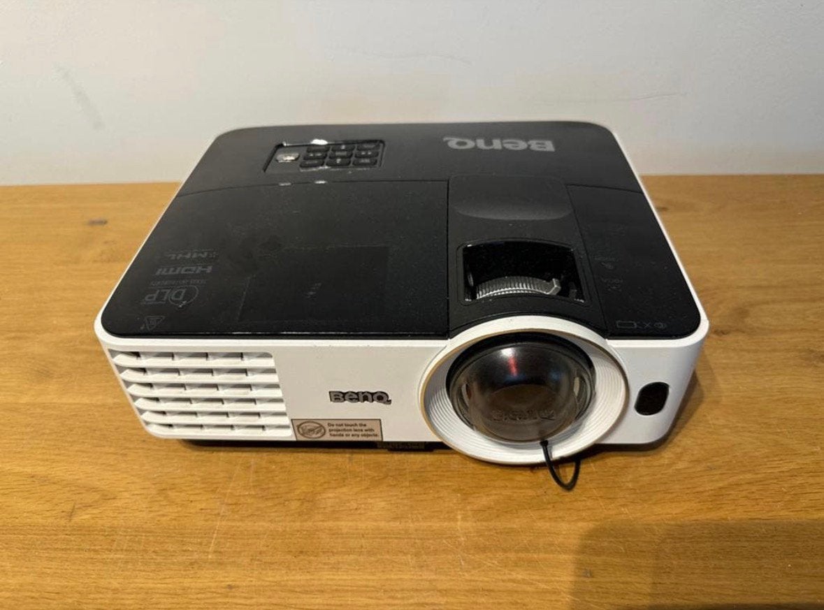 BENQ MX631ST short throw beamer, Ophalen of Verzenden, Zo goed als nieuw, LCD, BenQ