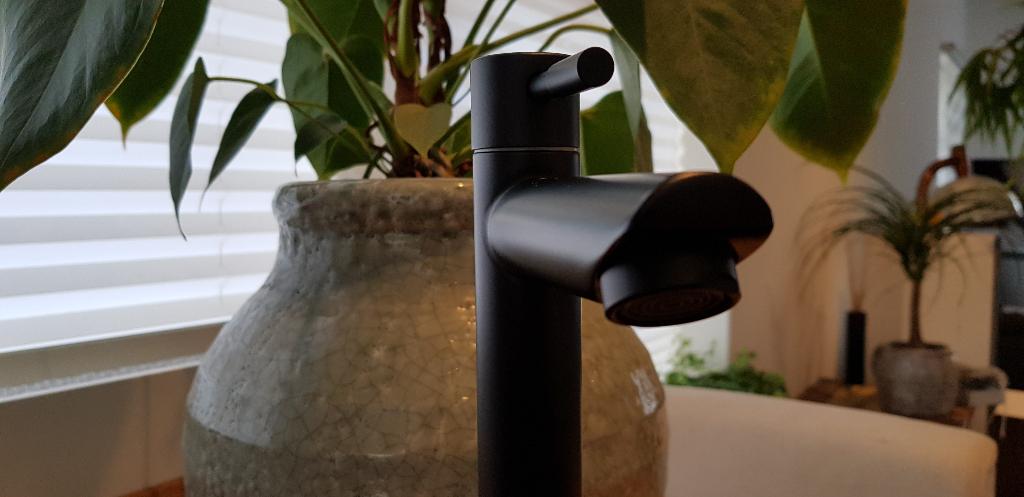 Toilet kraan Fontein kraan Zwart SHOWMODEL Extra goedkoop, Ophalen of Verzenden, Nieuw, Rvs, Kraan