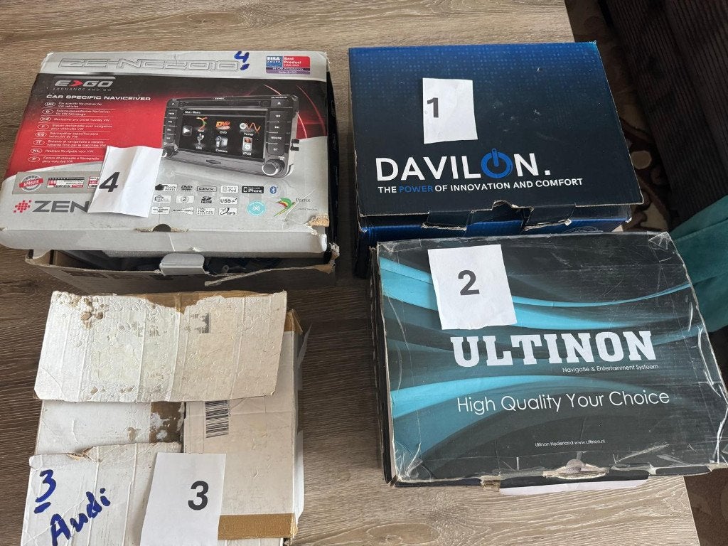Autoradio's  NAVIG. Audi-VW, SKODS  ,SEAT- DACIA, Auto diversen, Ophalen of Verzenden, Gebruikt
