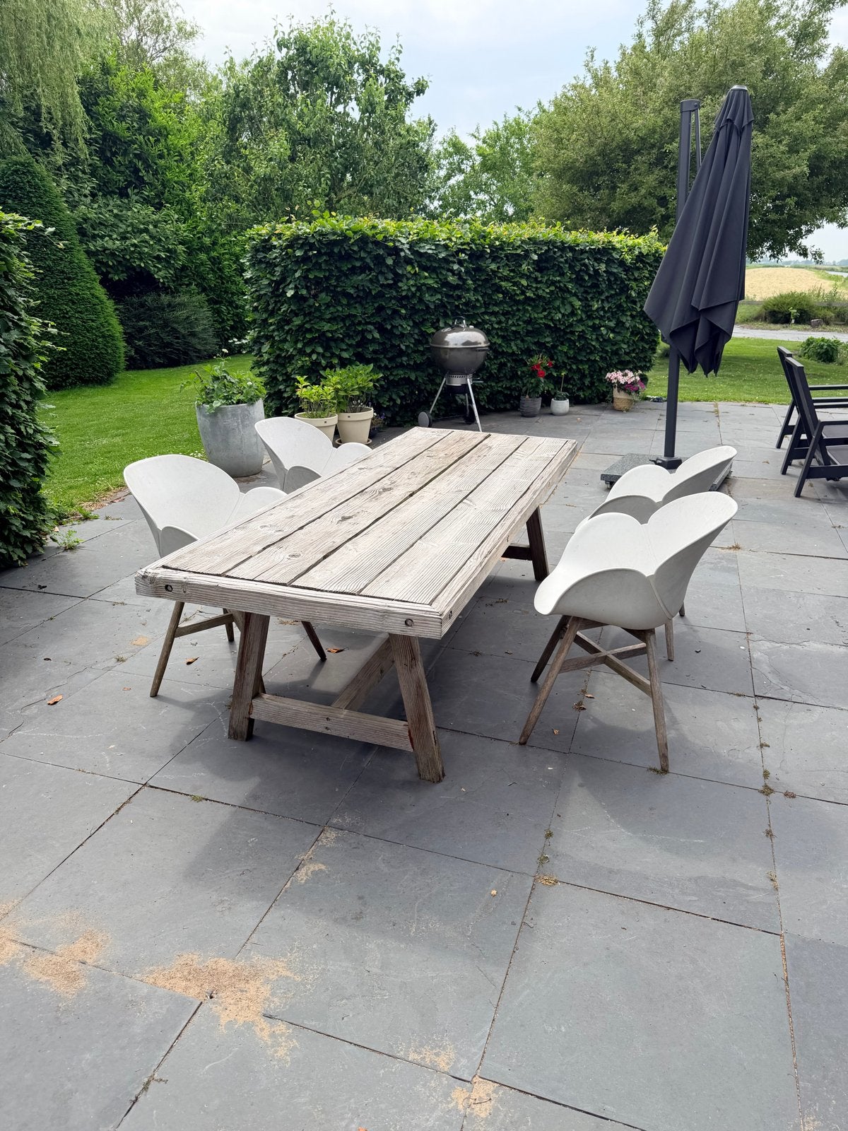 Houten tuintafel met 4 stoelen, Gebruikt, Eettafel, 6 zitplaatsen, Ophalen of Verzenden