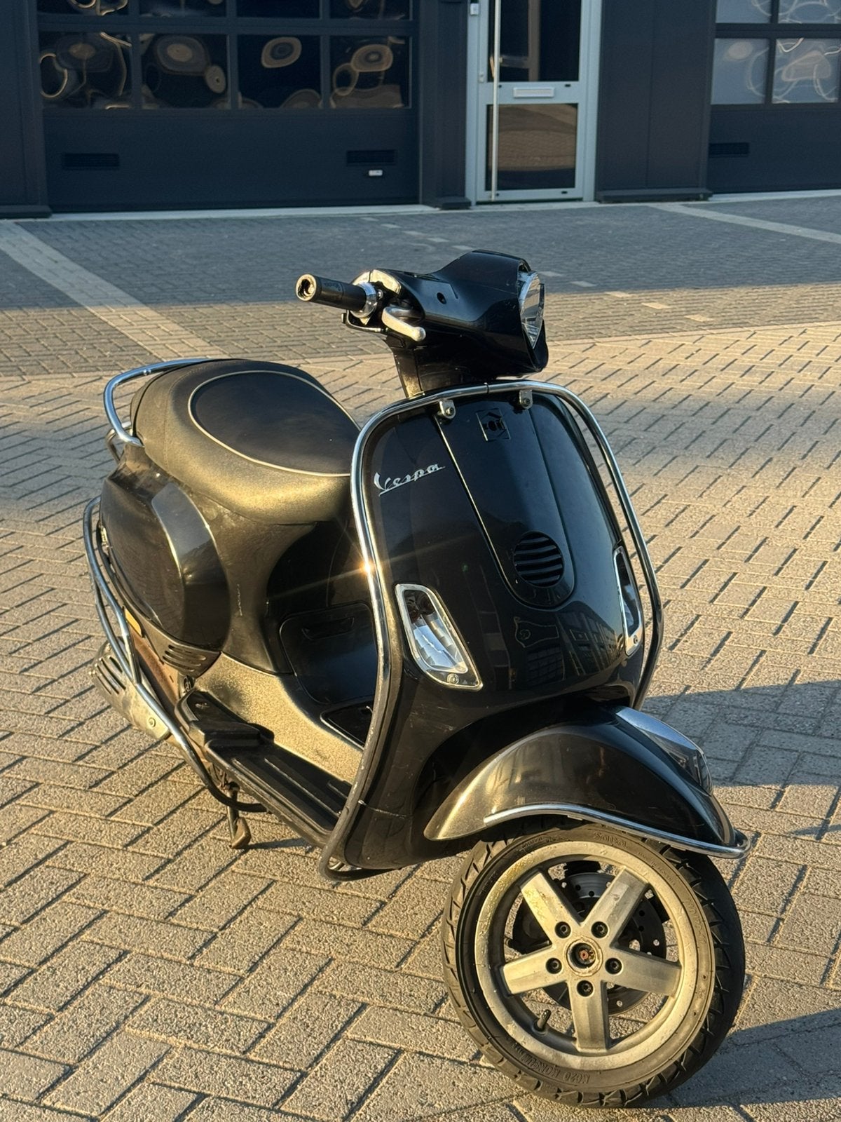 Vespa lx 4 t 50 cc 2 v 2009 blok uit 2016, Fietsen en Brommers, Scooters | Vespa, Ophalen, Gebruikt, Maximaal 45 km/u, Benzine