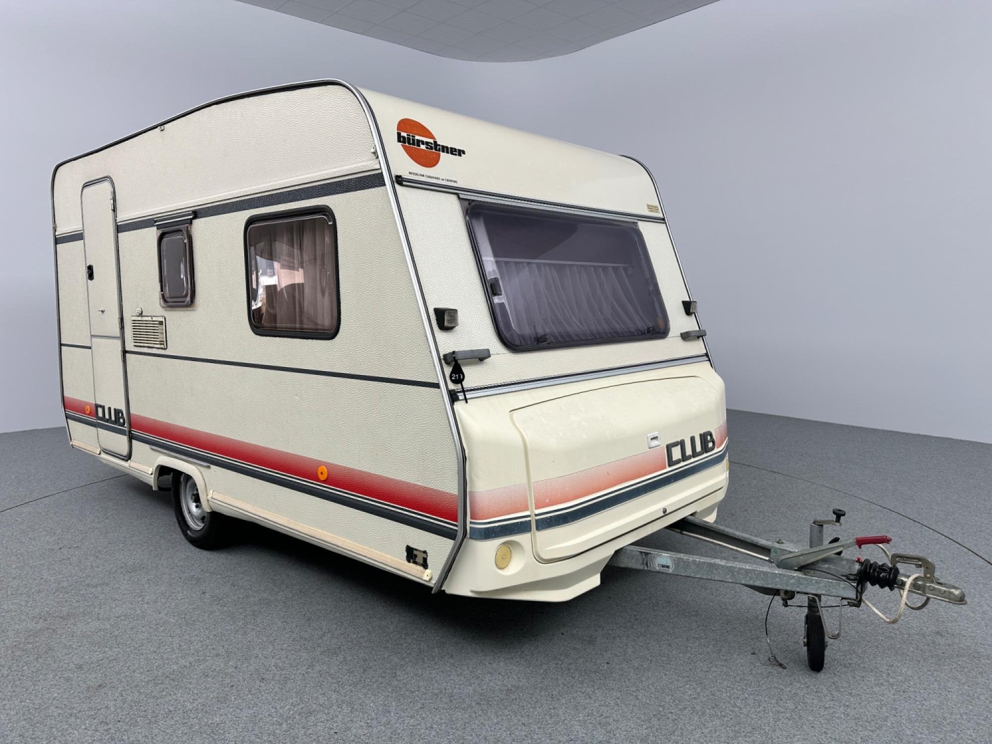 Bürstner 360 Club Voortent Luifel, Caravans en Kamperen, Caravans, Koelkast, Bedrijf, Treinzit, Tot en met 3