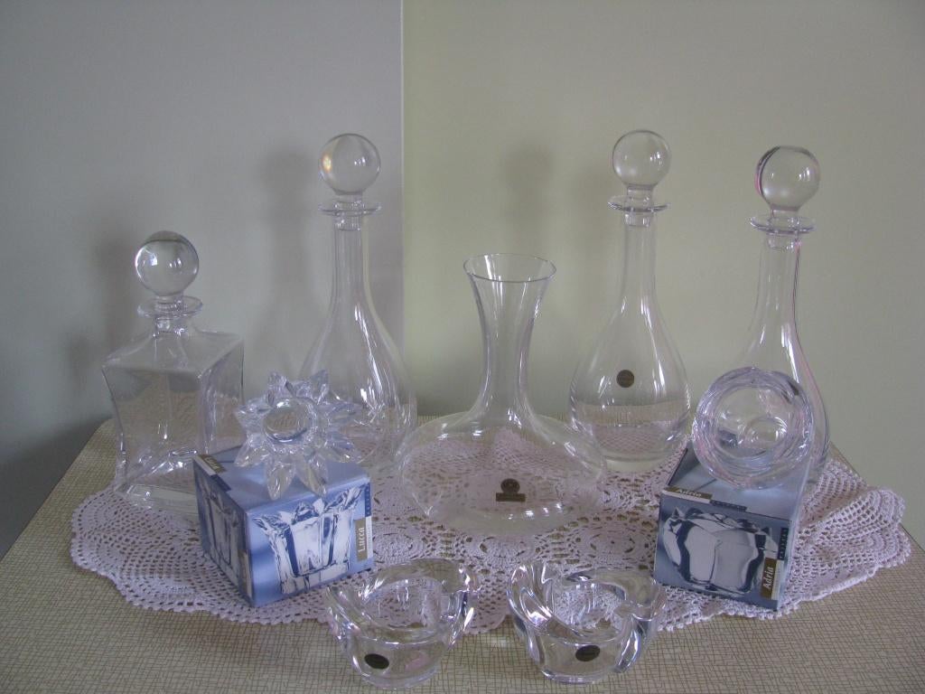 Kristal * AH * 5 x karaf & 4 x sfeerlicht * alles of los *, Antiek en Kunst, Antiek | Glas en Kristal, Ophalen of Verzenden