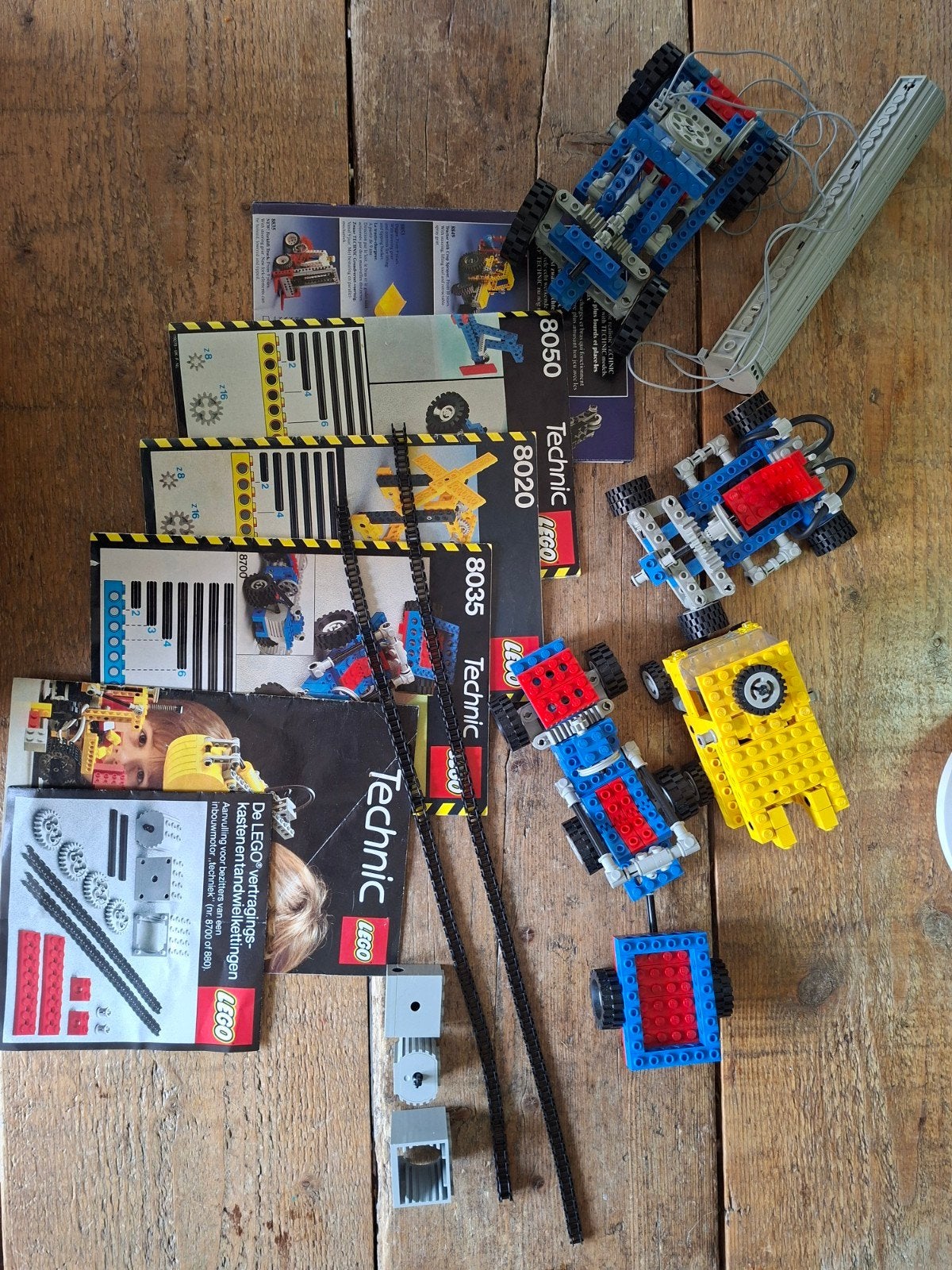 Oude lego technic en figuurtjes, Gebruikt, Lego, Ophalen of Verzenden, Compleet